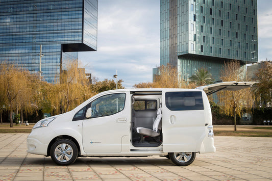 Quelle borne de recharge pour une Nissan e-NV200 ?