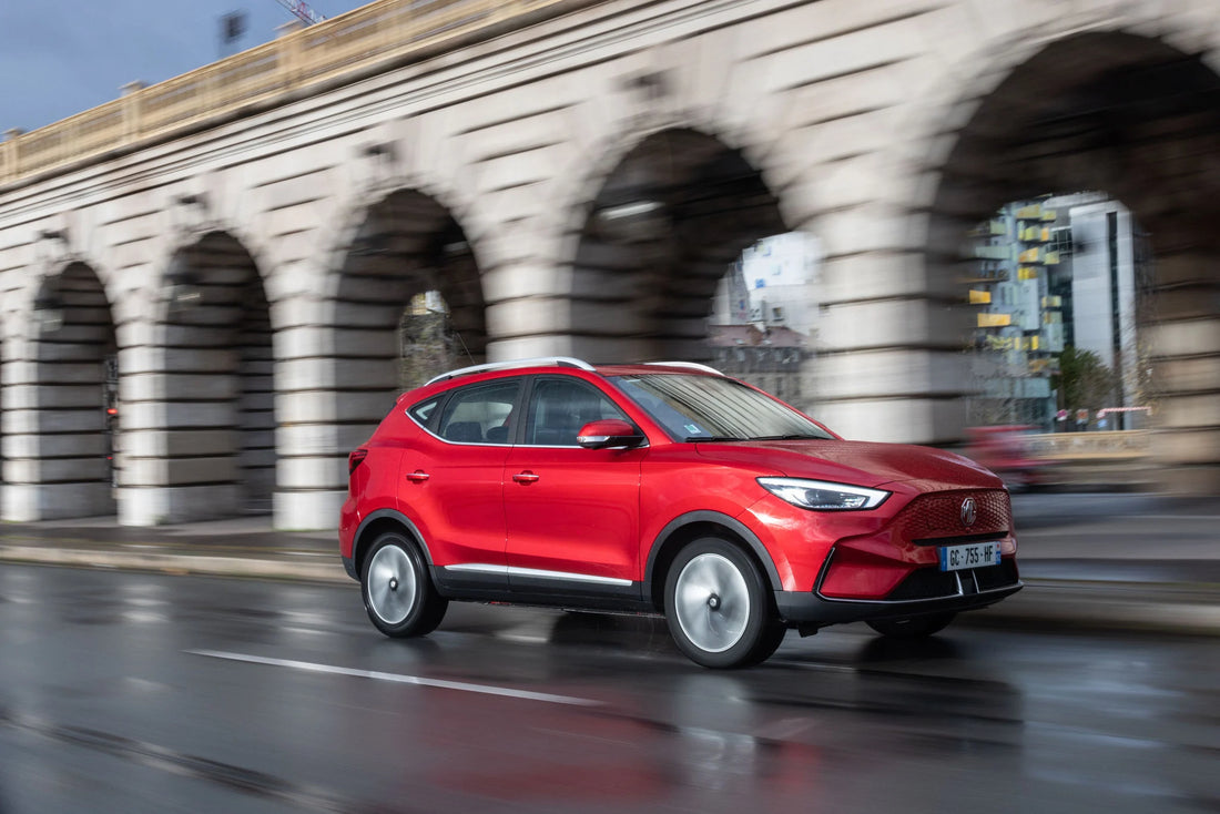 Faut-il acheter sa voiture électrique en LLD ou LOA ?