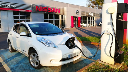 Trouver des bornes de recharge gratuites : astuces et conseils