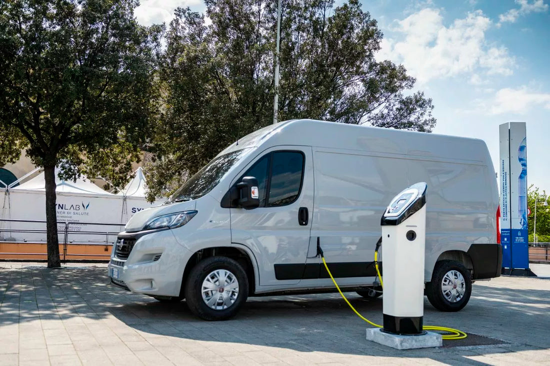 Tout savoir sur les camions électriques : fonctionnement et avantages