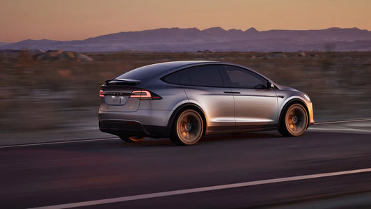 Quelle borne de recharge pour une Tesla Model X ?